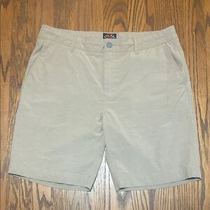 Faherty | All Day Shorts Adult 33 Khaki Pockets Drawstring Stretch